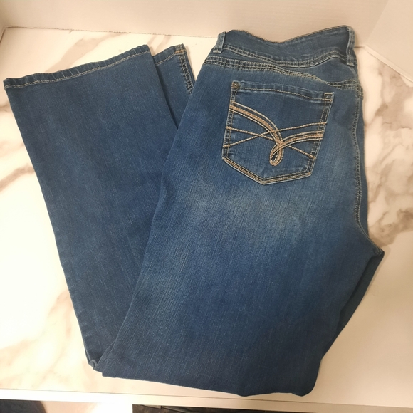 Wallflower Luscious Curvy Women's Jeans Size 17 Blue Denim Boot Cut 34x31 - Picture 5 of 10